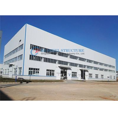 Gelişmiş vinç sistemleri ile sürdürülebilir prefabrik çelik yapı atölyesi